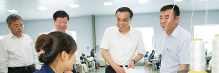 李克强赞环保企业理念：“化污泥为资源”