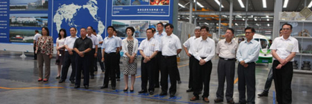 德州市副市长杨玖庆带领台湾考察团一行来尊龙凯时考察指导工作